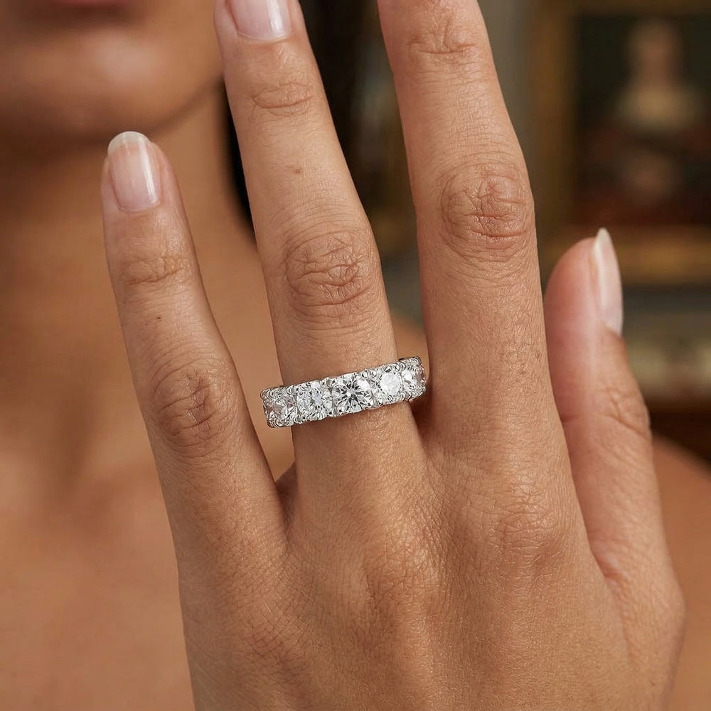 14KW DIAMOND U PRONG  BAND RING