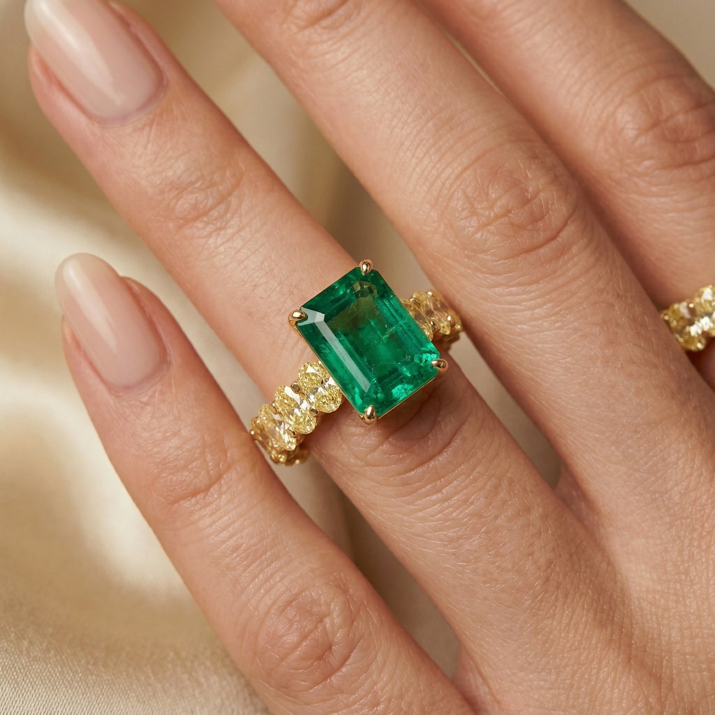 14KY PREC COLOR OVAL ETERNITY RING