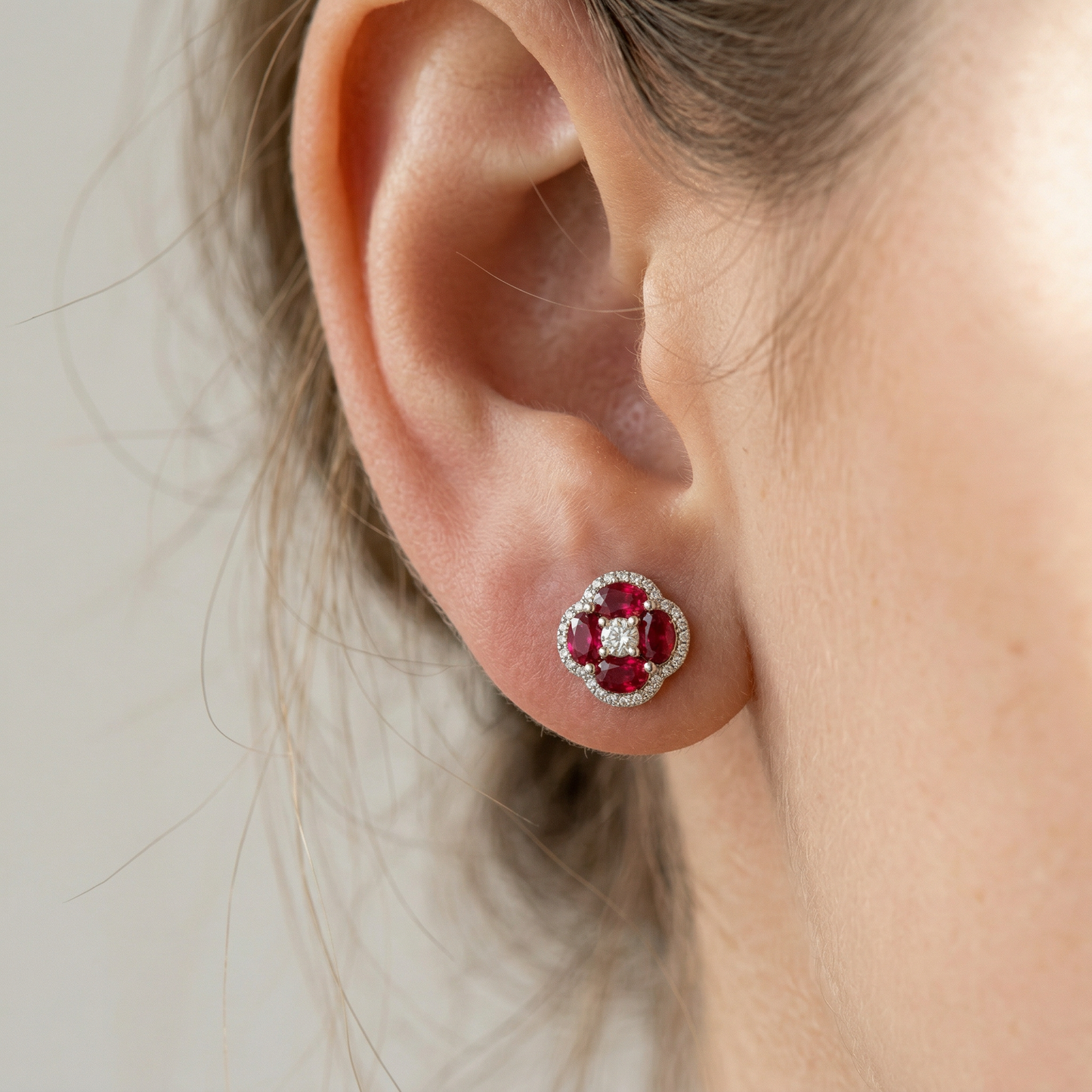 14KW PREC COLOR PRONG SET CLUSTER EARRING