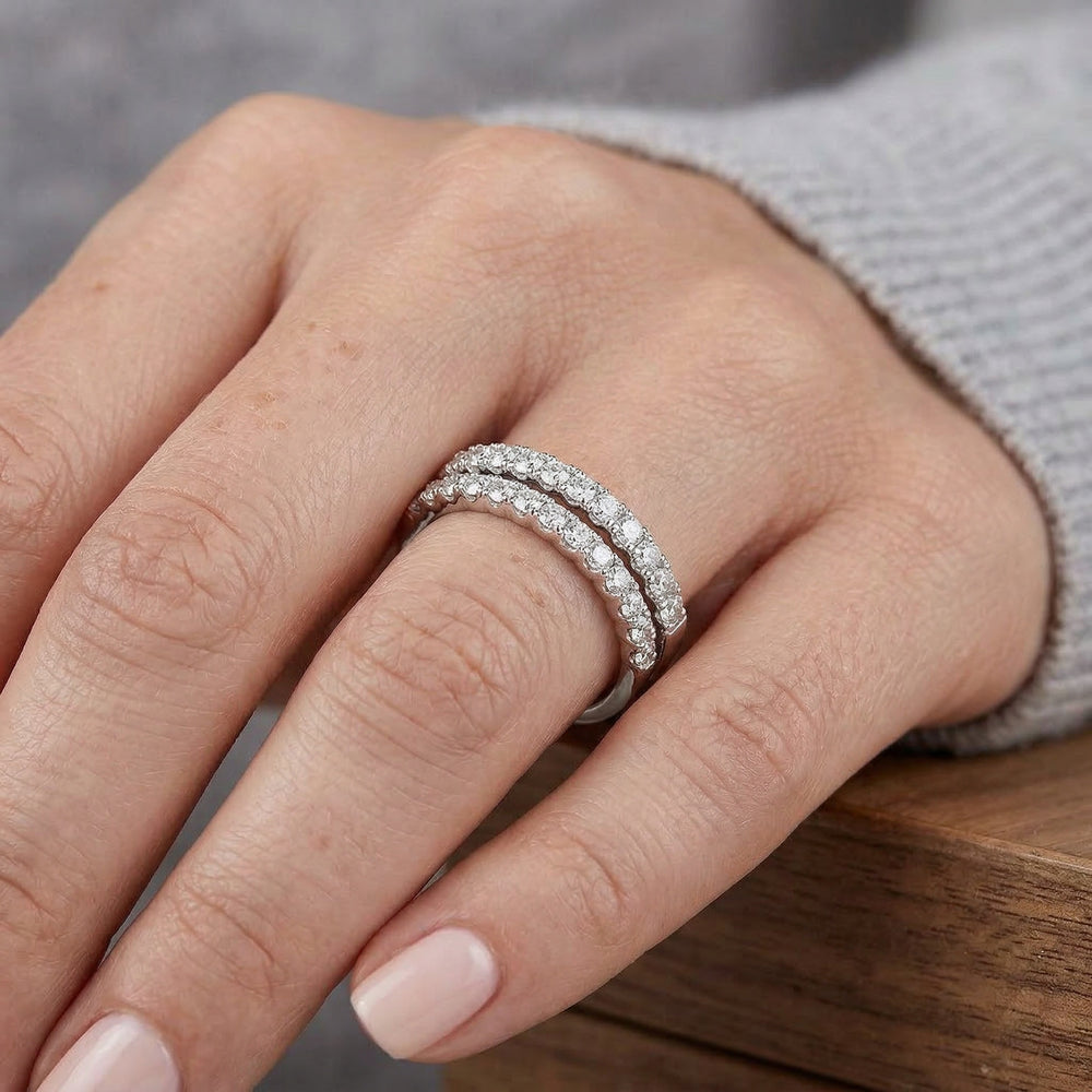 14KW DIAMOND U PRONG  BAND RING