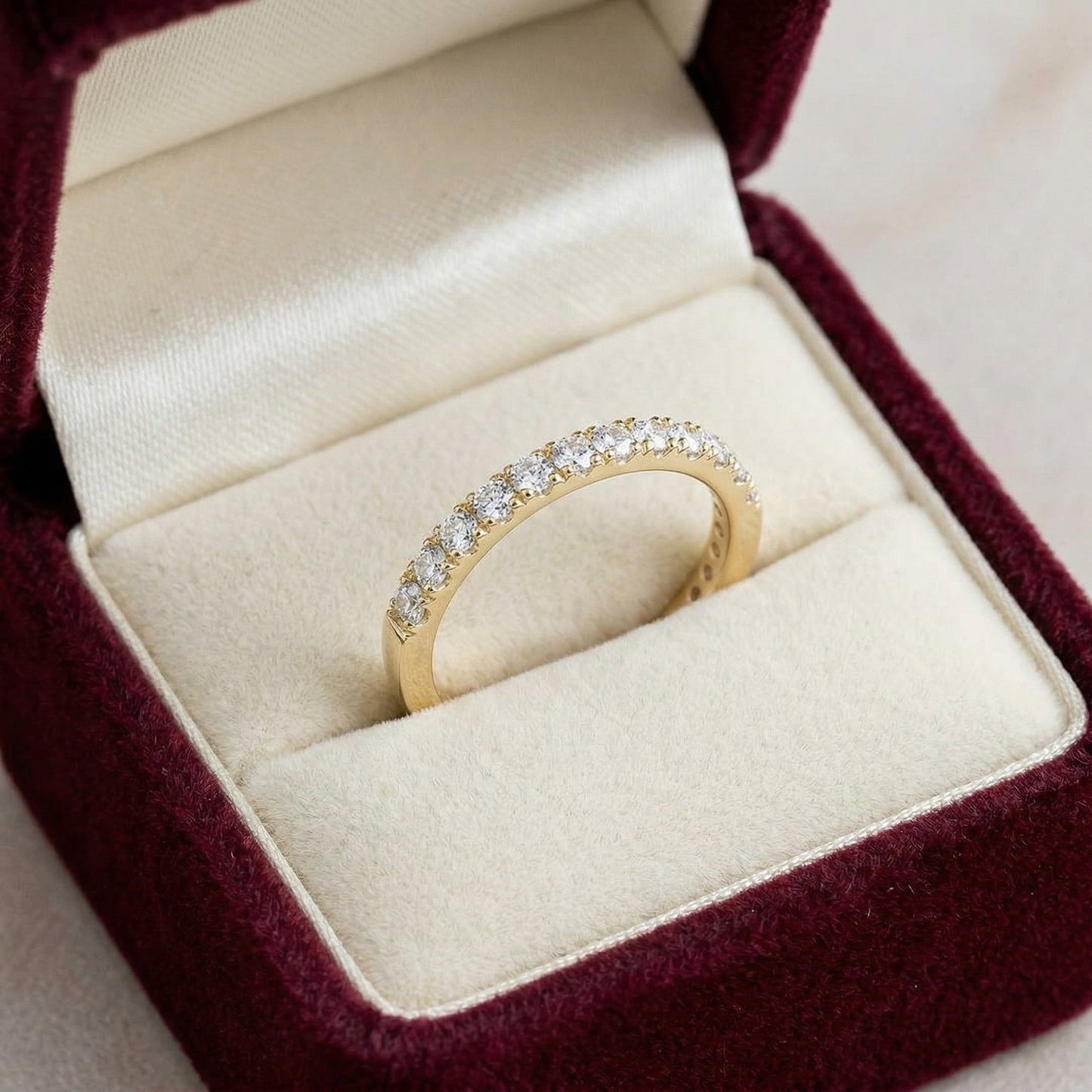 14KY DIAMOND U PRONG  BAND RING