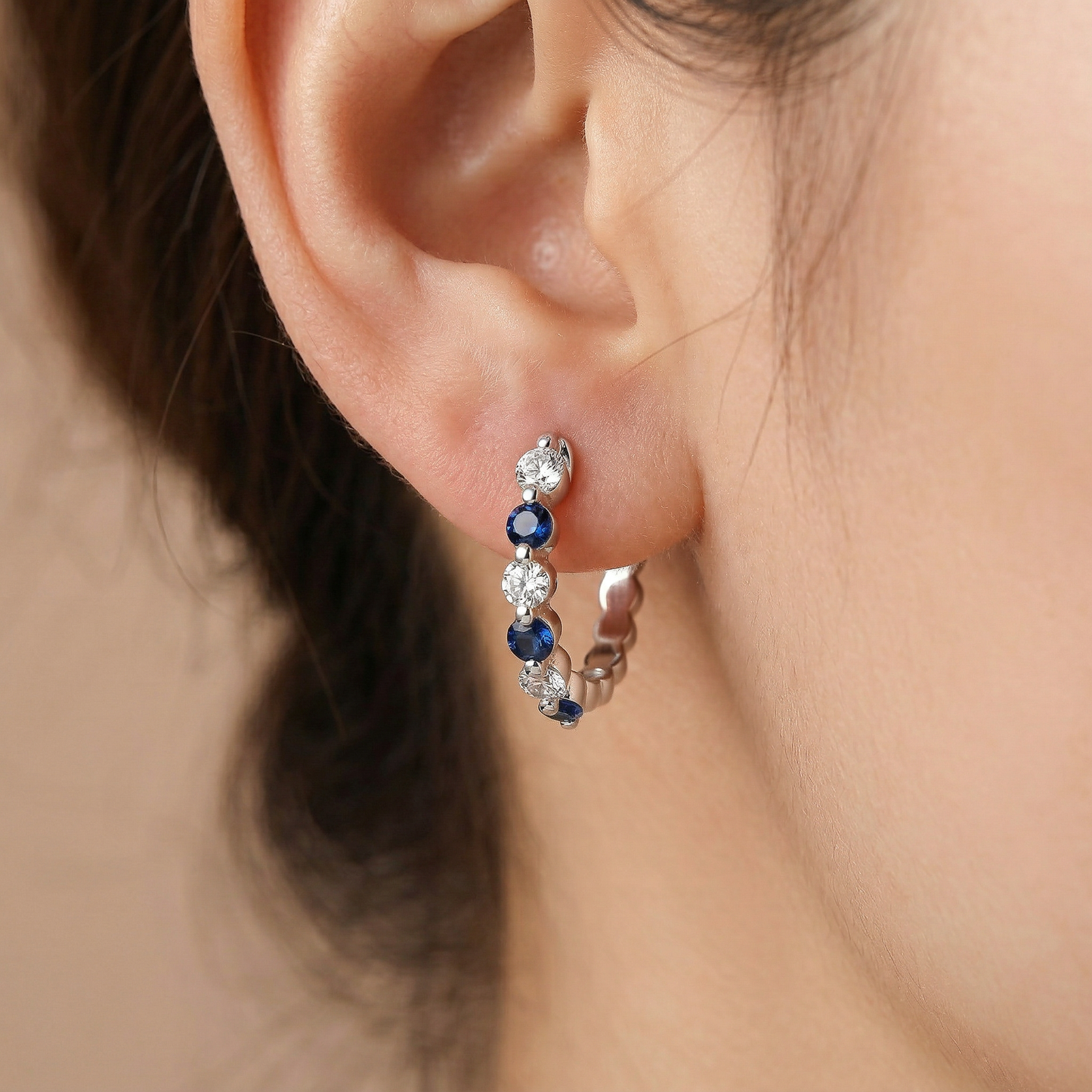 14KW PREC COLOR SHARED PRONG HUGGIE EARRING