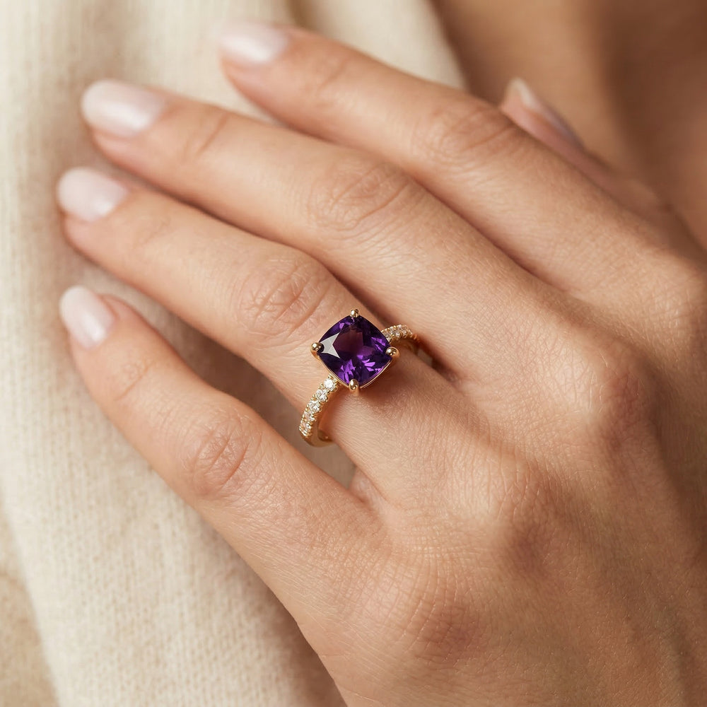 14KY SEMI PREC PRONG SET EAST WEST RING